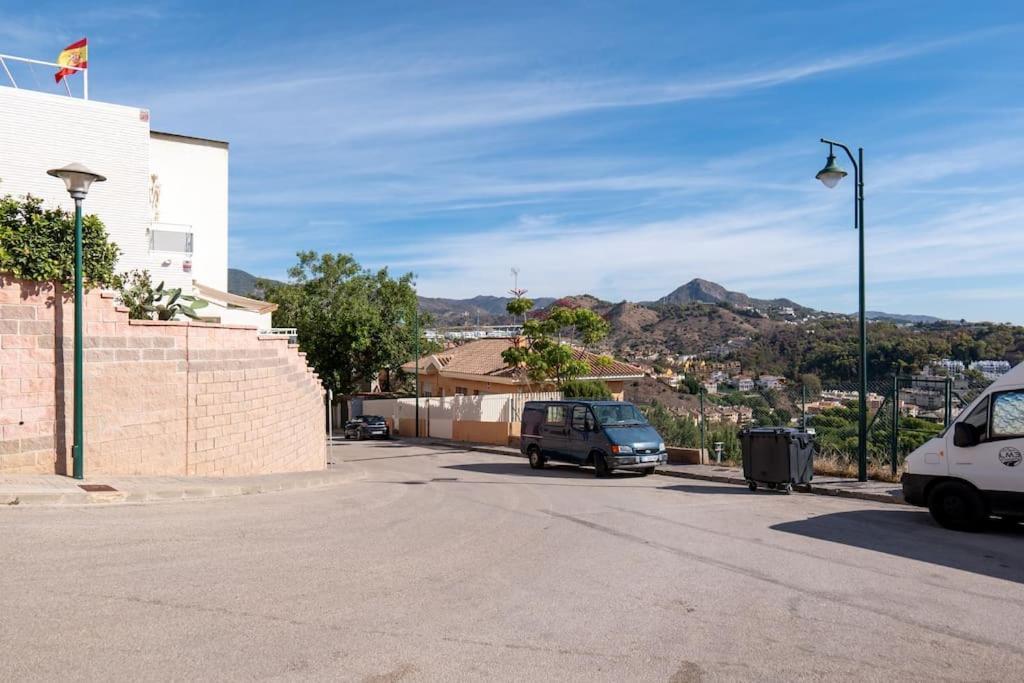 Loft Nuevo Con Vistas Al Mar Y Montana Apartment Málaga