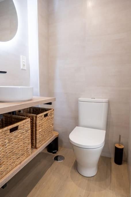 Loft Nuevo Con Vistas Al Mar Y Montana Apartment Malaga